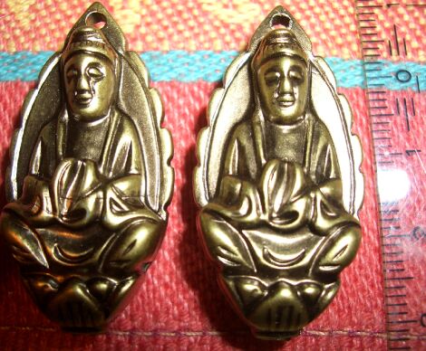 Bild: Buddha-Anhänger - oval - Bronze - 3.5x1.8cm