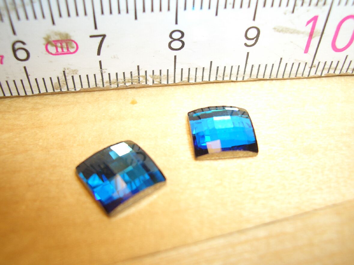 Bild: 2493 - Chessboard Flat Stone Bermuda Blue (L) 8mm