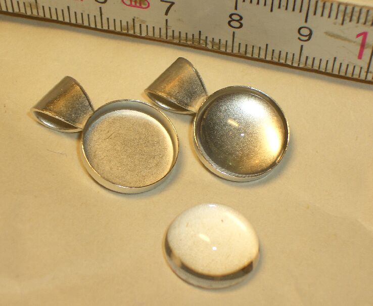 Bild: Nunn Design - Bail Pendant 13mm - Antik Silber