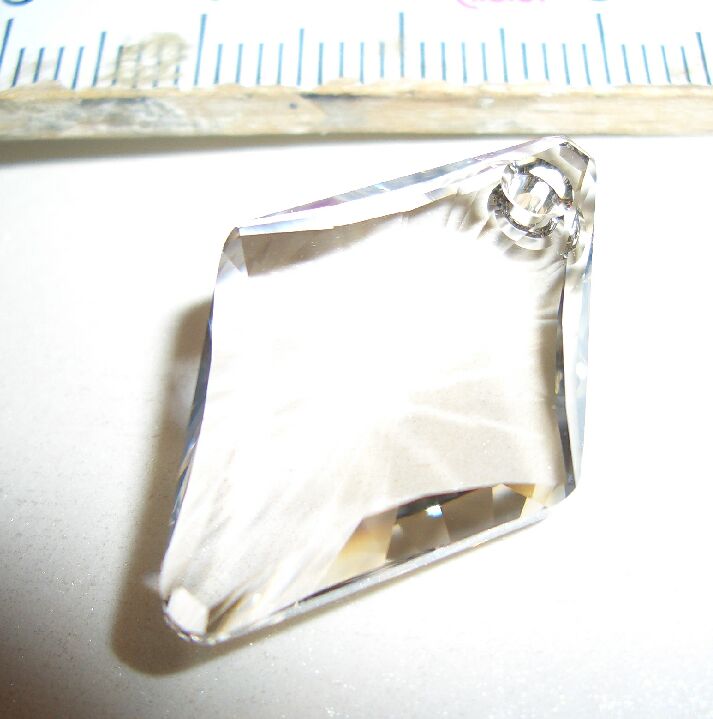6320 - Rhombus Pendant - Silver Shade - 27mm