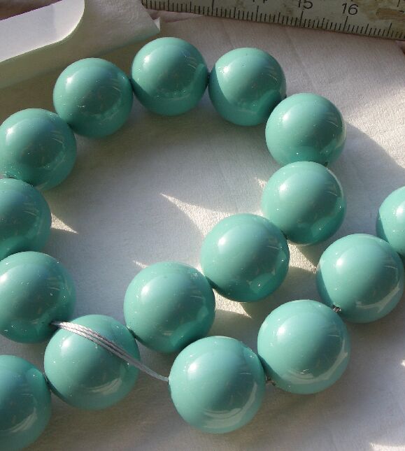5811 - Crystal Pearls Gem Jade - 16mm