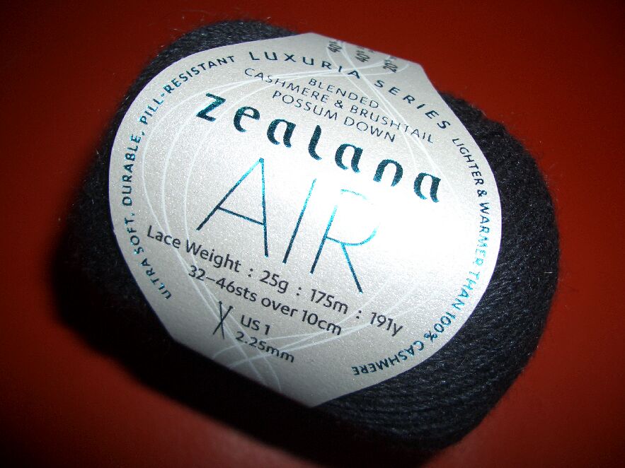 Zealana - AIR Lace Weight - Black -01 - 25gr