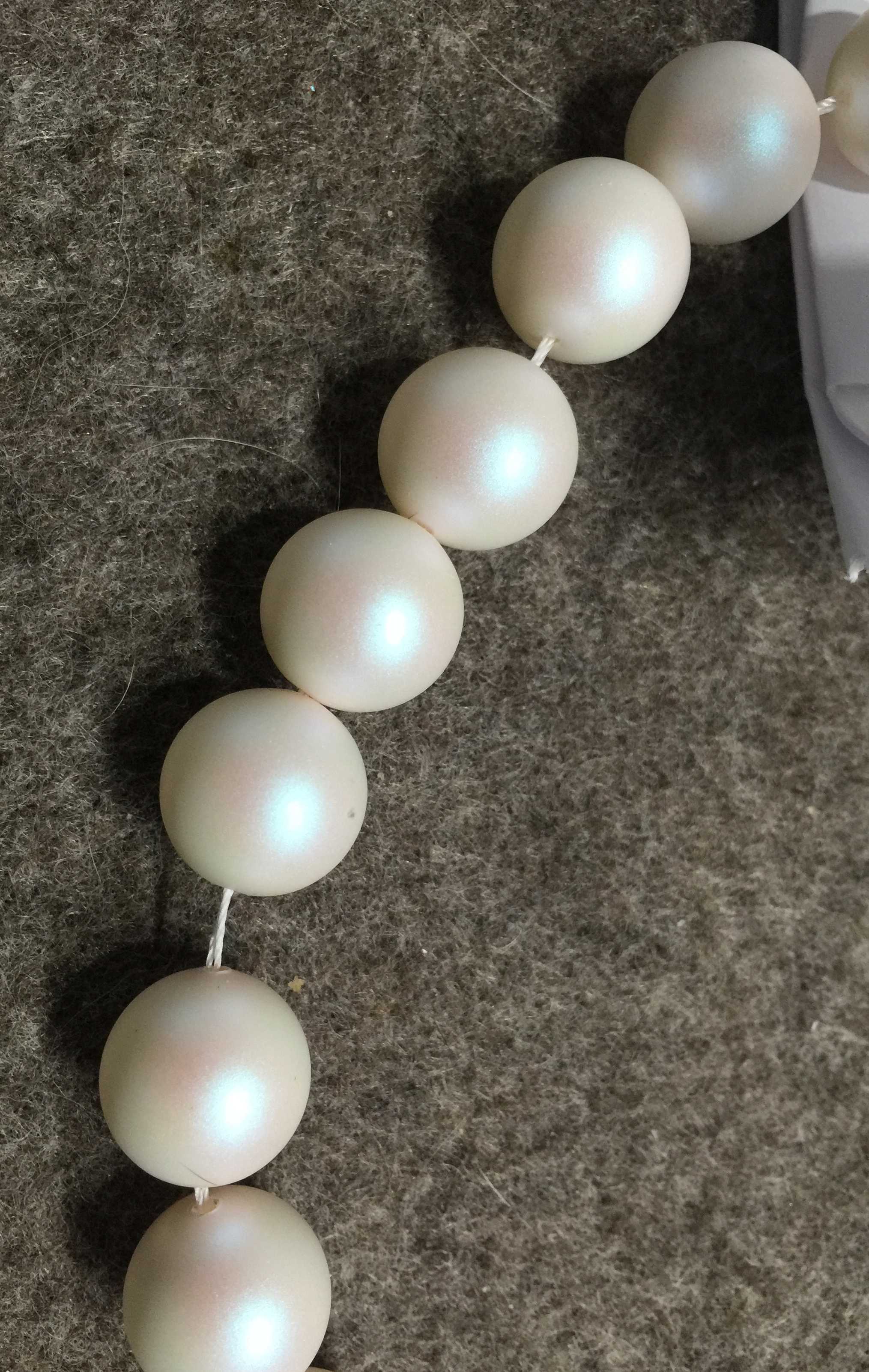 5810 - Crystal Pearls - PearlescentWhite - 10mm