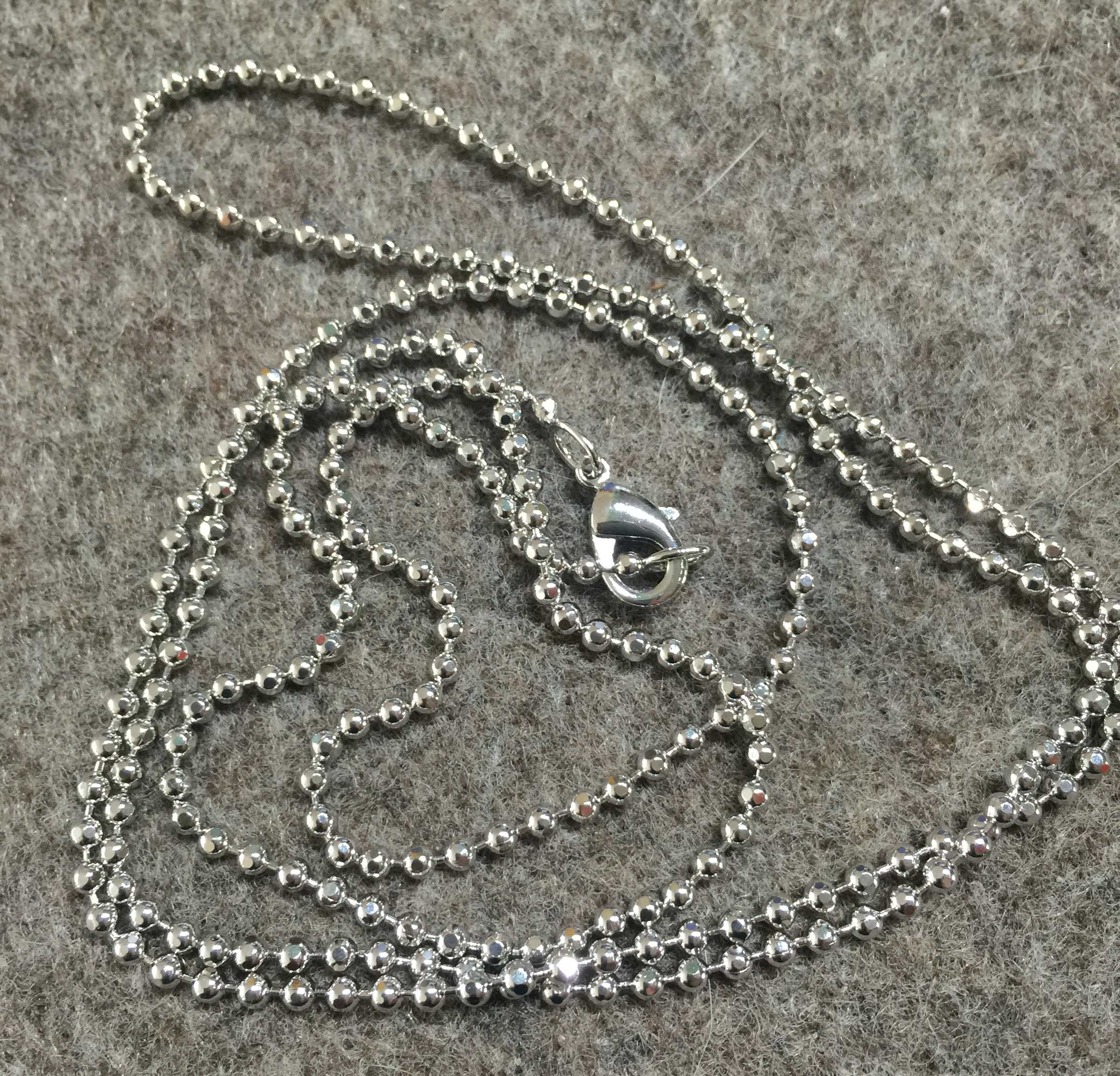 Diamantierte Kugelkette - rhodiniert - 80cm